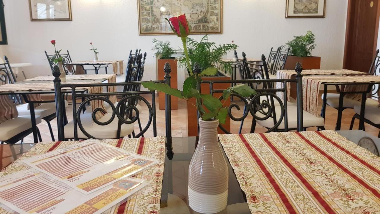 רוביני Villa Sveta Eufemija Bed End Breakfast I מראה חיצוני תמונה